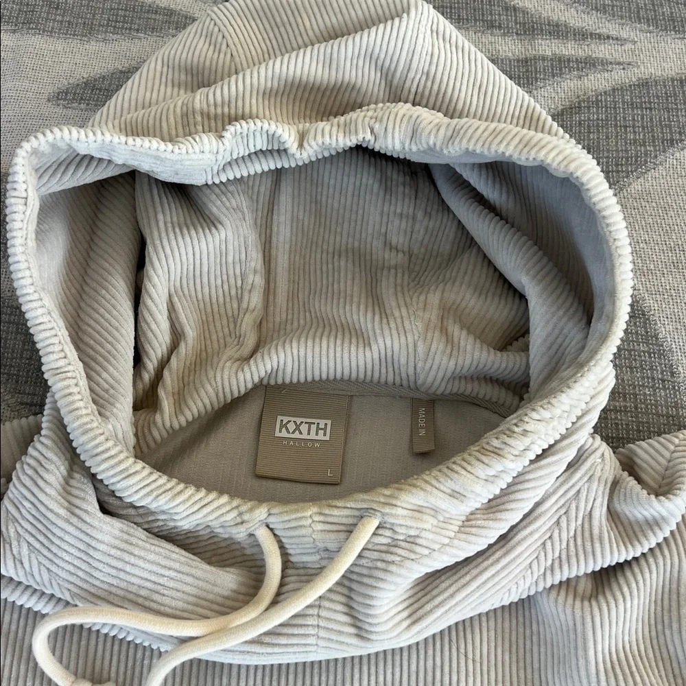 Kith Light CreamCorduroy Hoodie with double pockets Draw string on waist - Picture 2 of 4